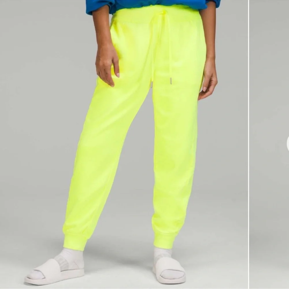 Lululemon Scuba Pants RARE Cotton Terry Joggers With Drawstrint NEW NWT $128
